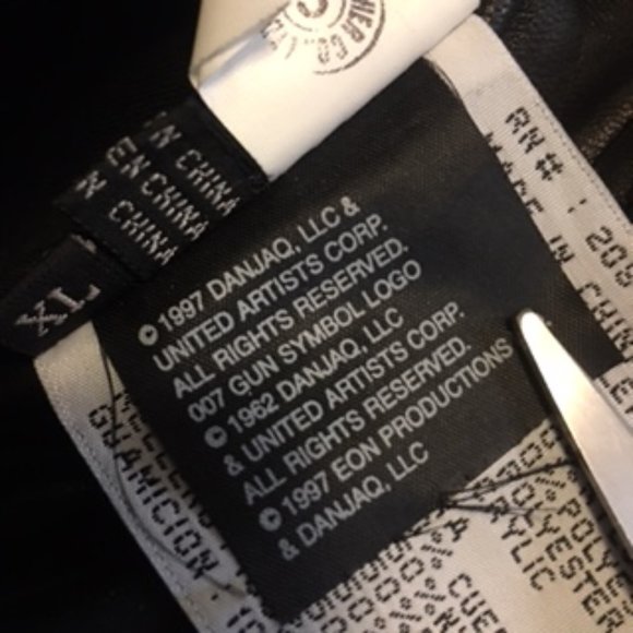 RARE Vintage (1997) James Bond 007 Leather Jacket  Size XL ( NOT A REPRODUCTION) - Picture 9 of 15